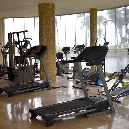 A Pie De Playa / Albercas / Gym / Mayan Island Acapulco Exterior photo
